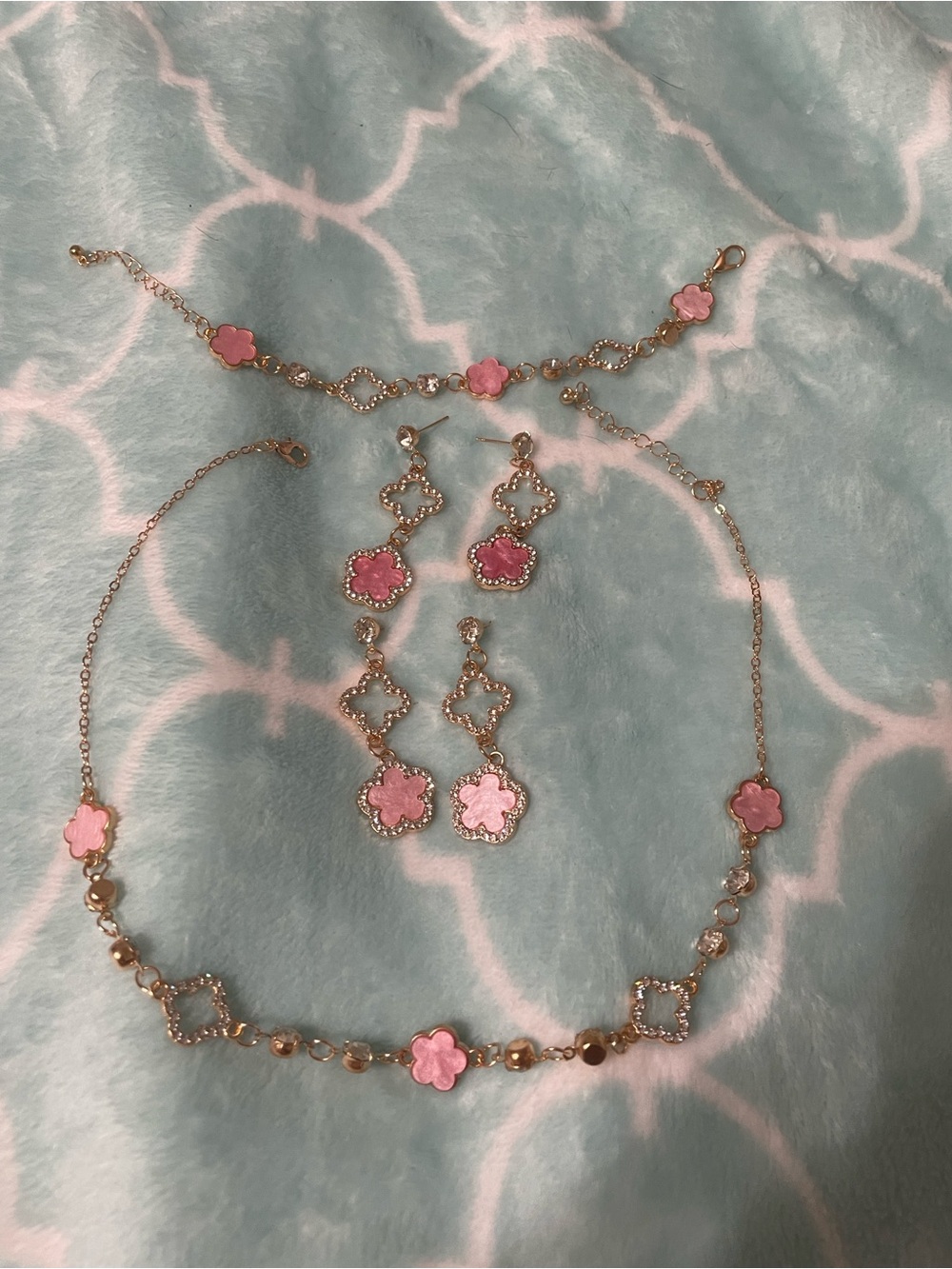 Gold-Tone Pink Flower Charm Necklace Set